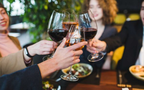 Aprende sobre maridaje de vinos