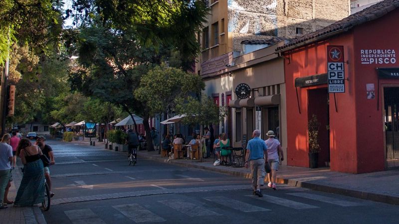 Recorrer el Barrio Lastarria y sus restaurantes gourmet